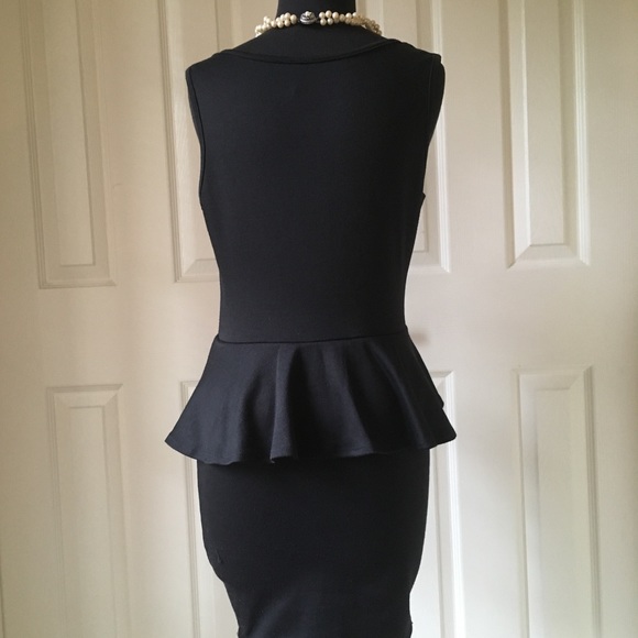 Black Peplum Dress, size 10, Stretch Fabric - Picture 4 of 4